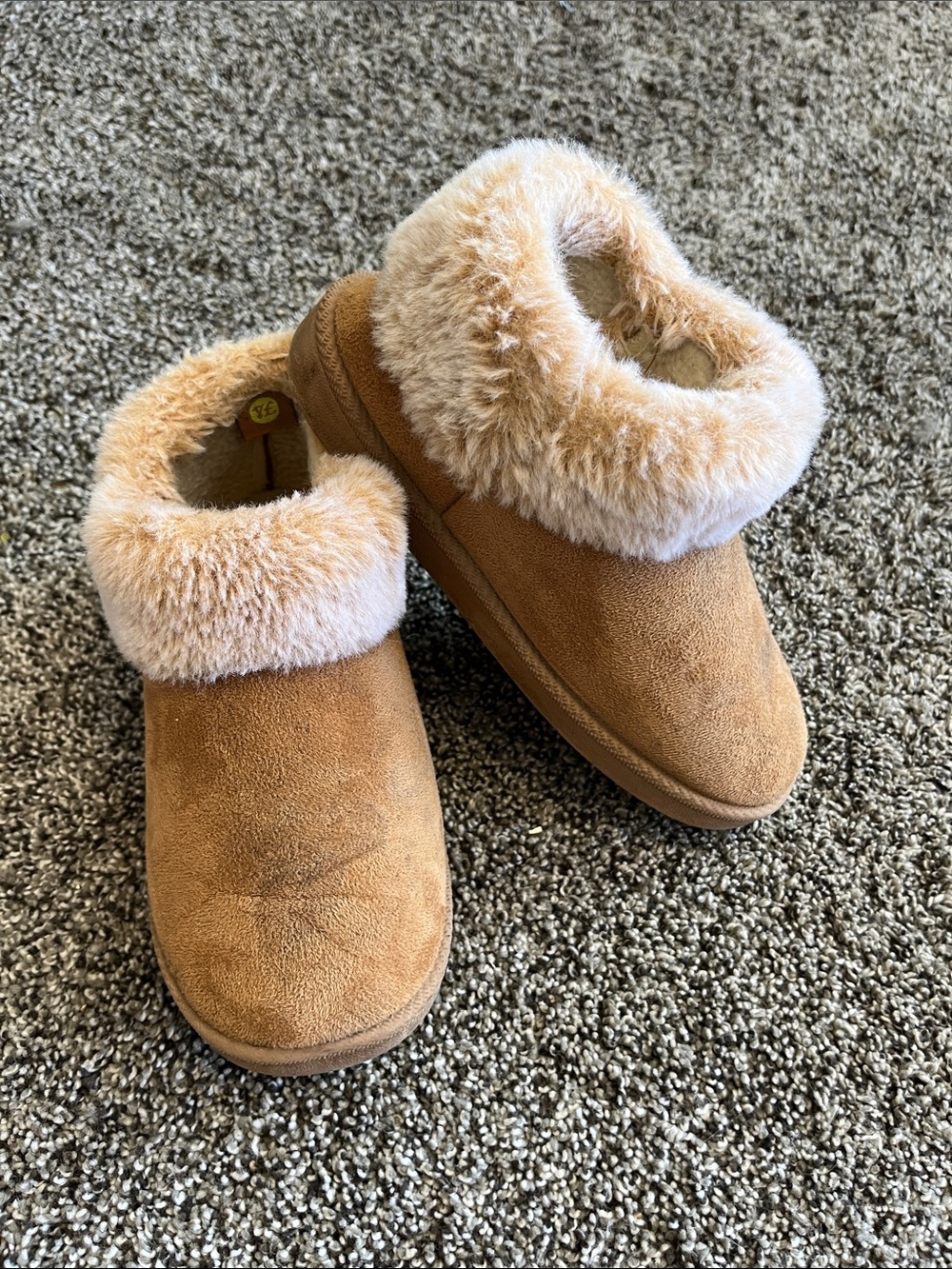 Cozy Faux Fur Lined Suede Slip-On Slippers - Chestnut- girls size 2